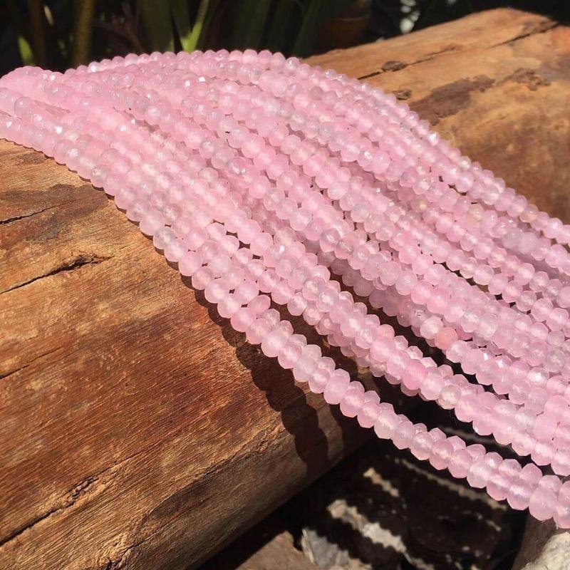 FIO DE PEDRA JADE QUARTZO ROSA RONDEL FACETADO 2X4MM