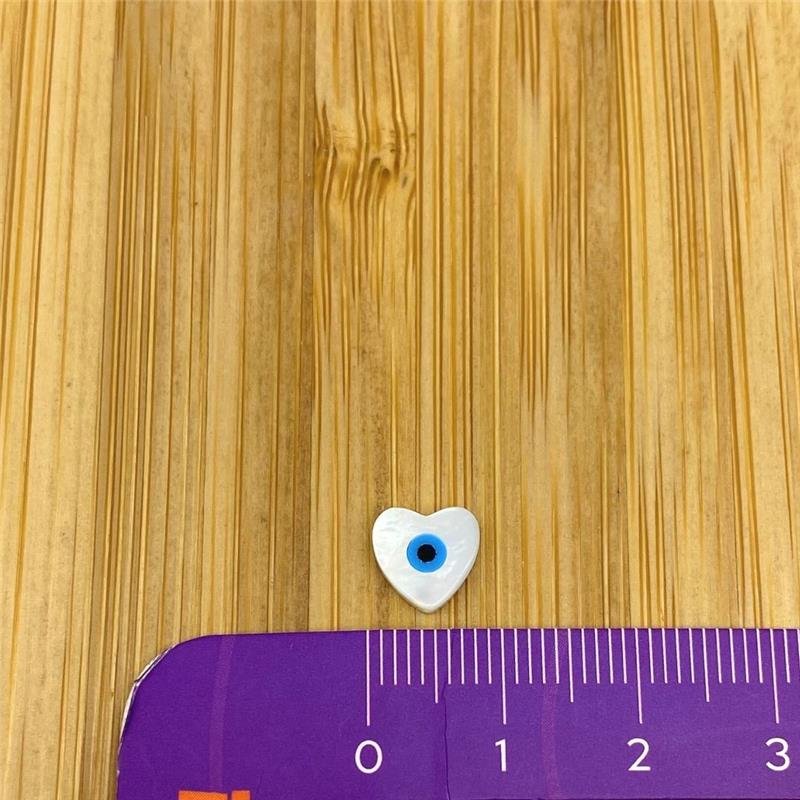 OLHO GREGO CORAÇÃO 8MM 1PÇ FURO PASSANTE